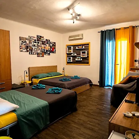Semesterbostad Leitmotiv Ospitality House *